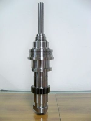 Yüksek toleranslı kalıp çekirdekleri ve boşluk blokları. CNC makineli alet parçaları.