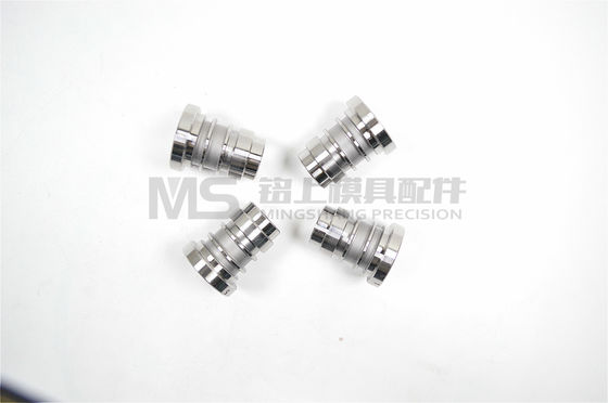 Özel hassasiyetli hassasiyetli CNC İşlenmiş Parçalar Eyeliner ve Kozmetik Kalıplar için