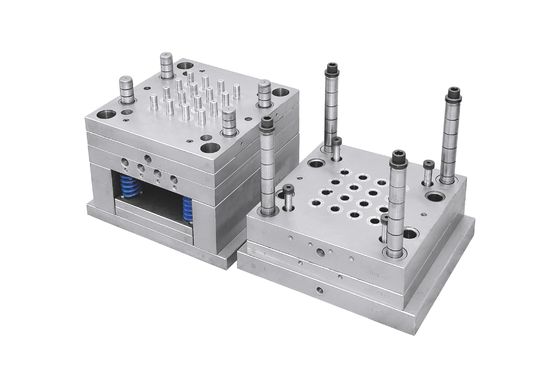 Tıbbi Kalıp Plastik Pet Preform Kalıbı Çoklu Boşluklu Enjeksiyon Kalıplama