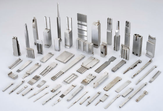 Yüksek hassasiyetli standart dışı dökme kalıp çekirdekleri