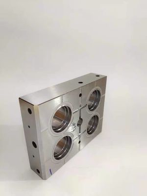 Özelleştirilmiş hassas kalıp bileşenleri.