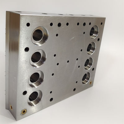 1.2083 Çelik çok boşluklu çekirdek ekleme.